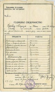 Spričevalo 2. letnik Skopje. Šolsko leto so zaključili aprila-